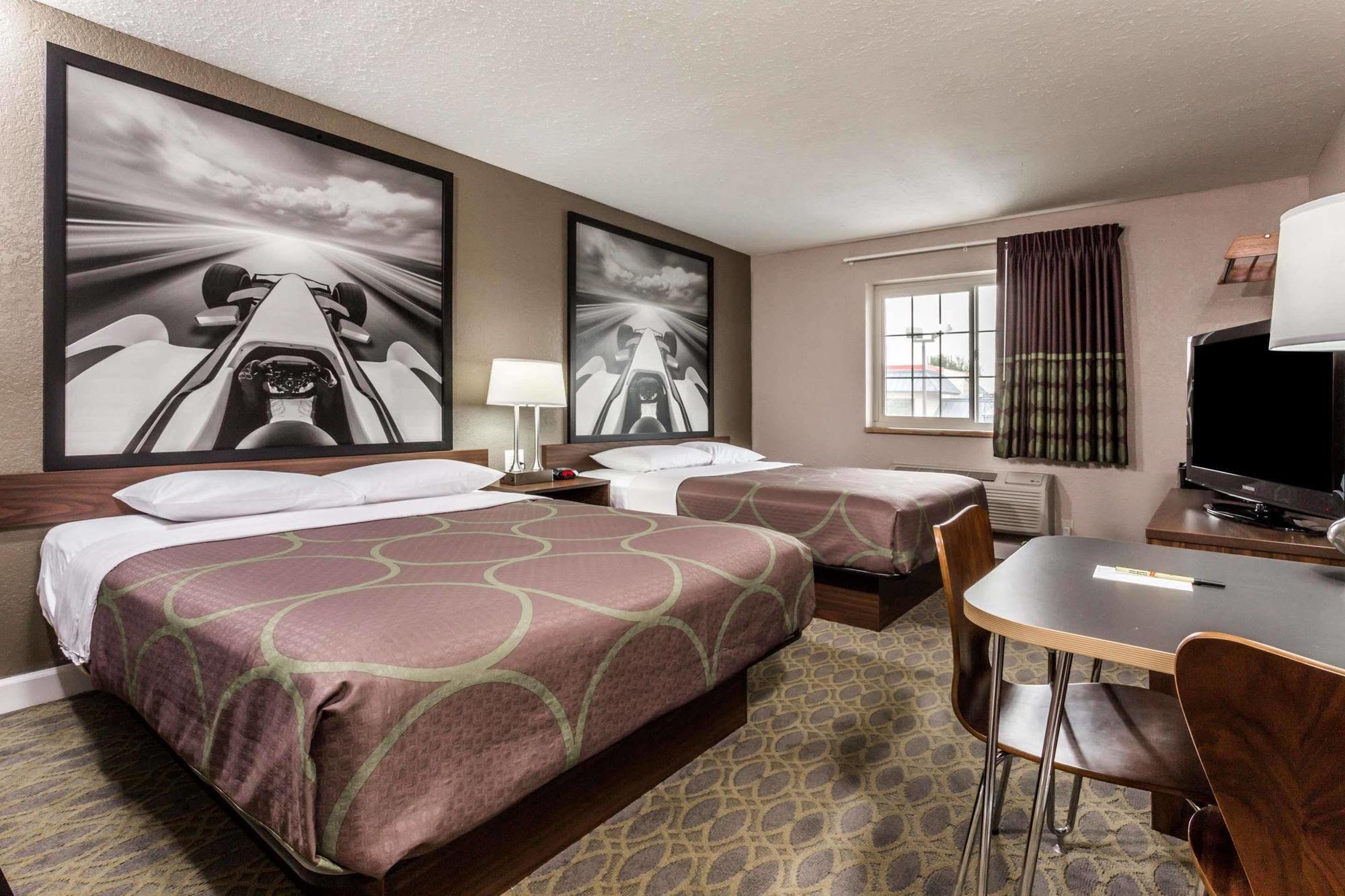 Super 8 By Wyndham Willows Luaran gambar